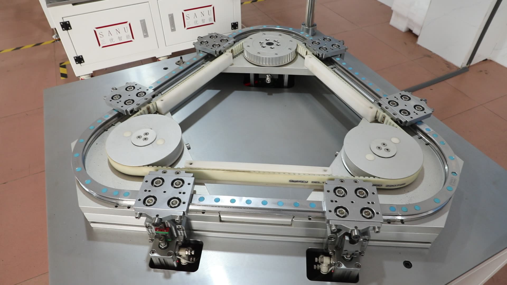 环形导轨源头生产厂家-三角形环形导轨输送线